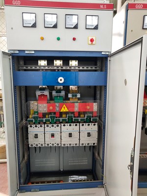 配電柜 電動汽車廠家的“心臟”與“神經中樞”
